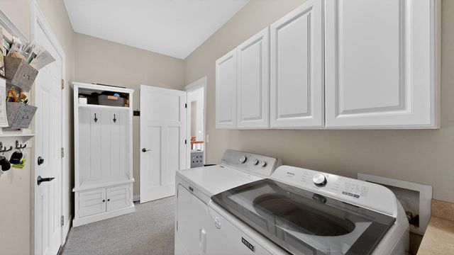 1442 30th Street NW, Austin, MN 55912