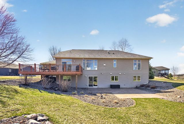 1442 30th Street NW, Austin, MN 55912