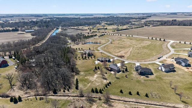 1442 30th Street NW, Austin, MN 55912