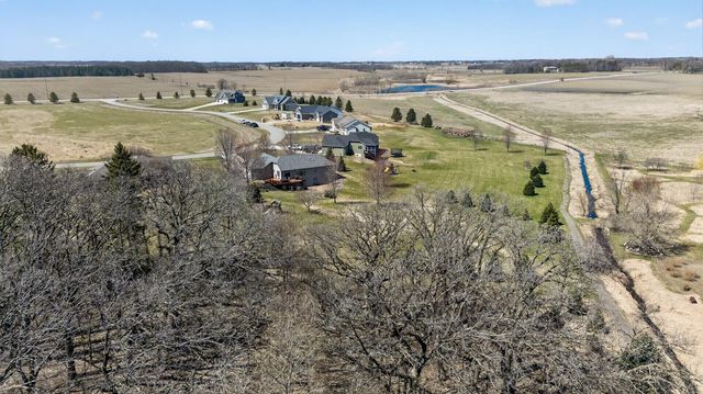 1442 30th Street NW, Austin, MN 55912