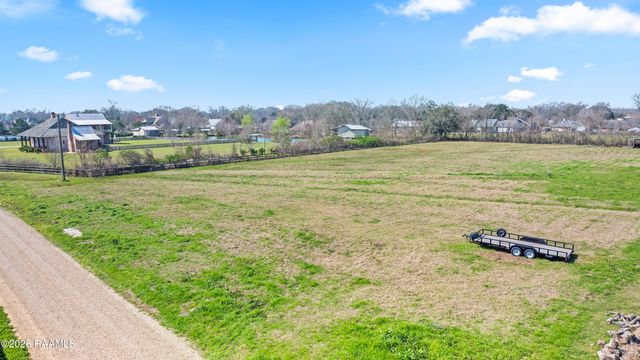 122 Bodenger Road, Lafayette, LA 70508
