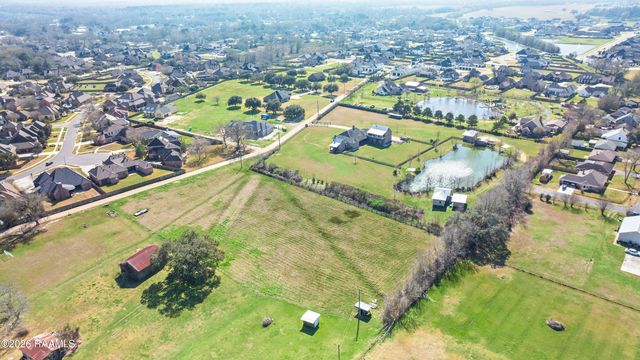 122 Bodenger Road, Lafayette, LA 70508
