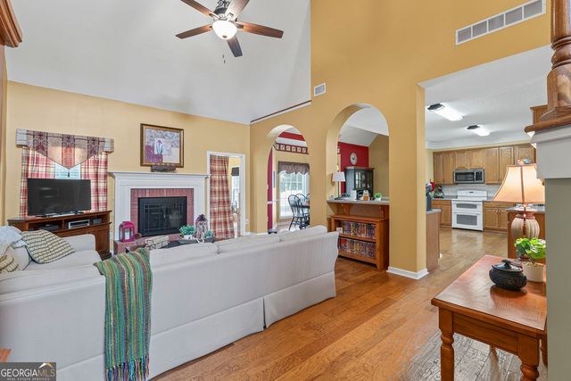 270 Argonne Drive, Fayetteville, GA 30214