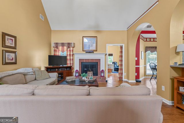 270 Argonne Drive, Fayetteville, GA 30214