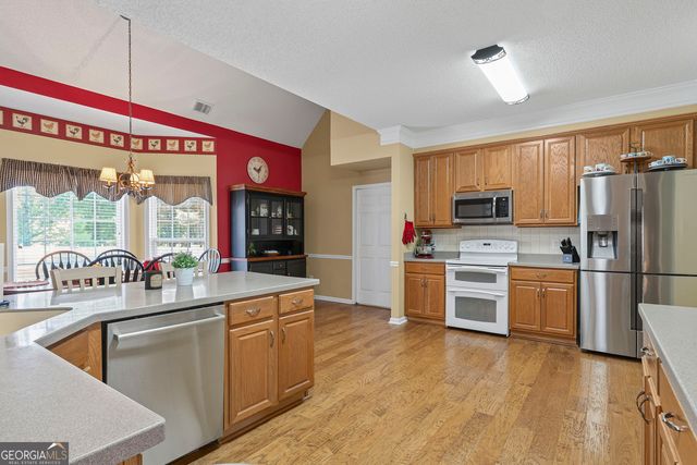 270 Argonne Drive, Fayetteville, GA 30214
