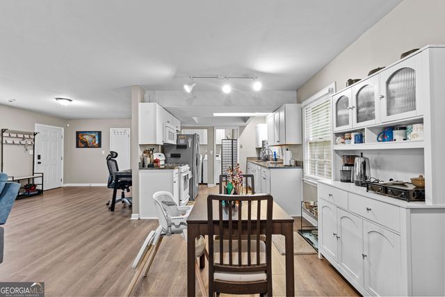 859 King Drive SE, Conyers, GA 30094