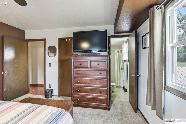3255 S 130 Circle, Omaha, NE 68144