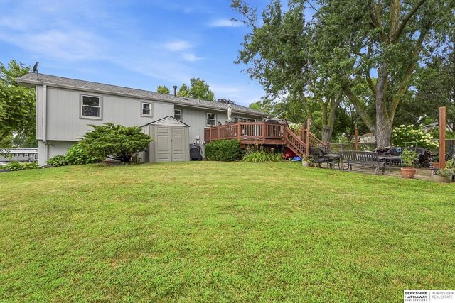 3255 S 130 Circle, Omaha, NE 68144