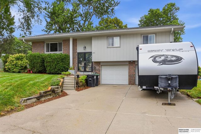 3255 S 130 Circle, Omaha, NE 68144