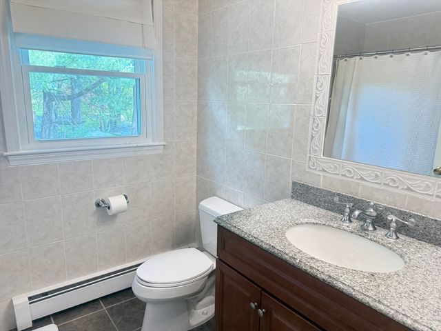 6 Larson Rd, Milford, MA 01757