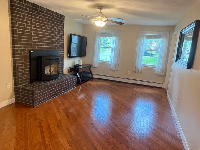 6 Larson Rd, Milford, MA 01757