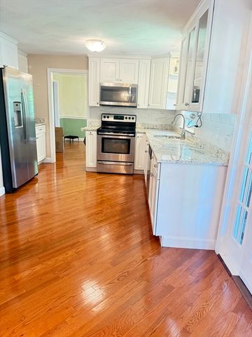 6 Larson Rd, Milford, MA 01757