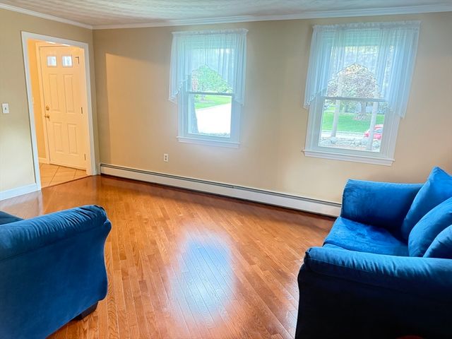 6 Larson Rd, Milford, MA 01757