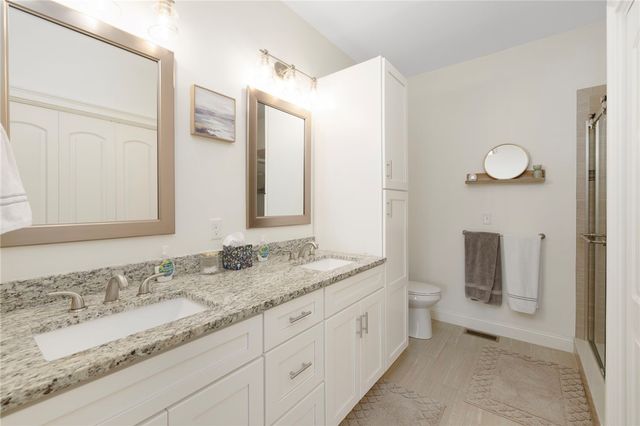 3 Garden Vista Drive 3, Cranston, RI 02920