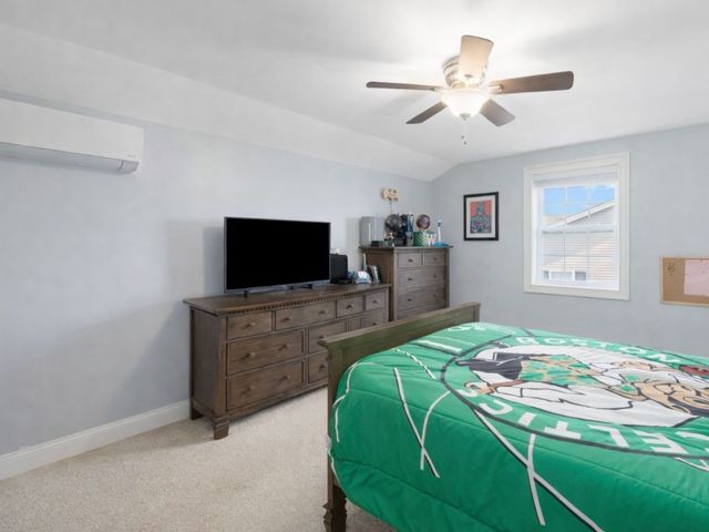 3 Garden Vista Drive 3, Cranston, RI 02920