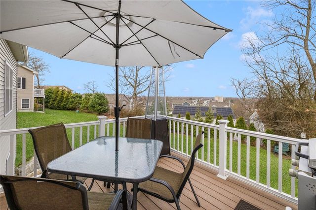 3 Garden Vista Drive 3, Cranston, RI 02920