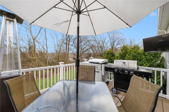 3 Garden Vista Drive 3, Cranston, RI 02920