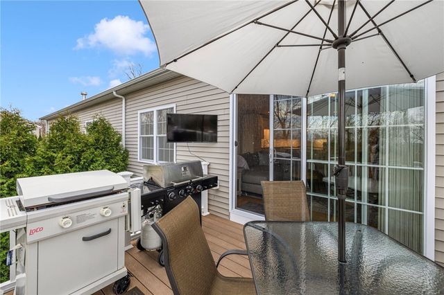 3 Garden Vista Drive 3, Cranston, RI 02920