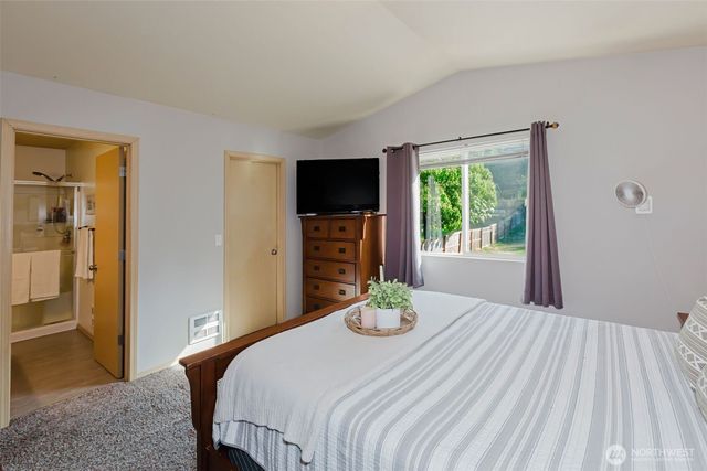 7000 E Dakota Street, Port Orchard, WA 98366