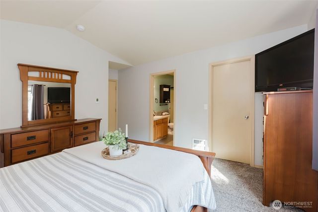 7000 E Dakota Street, Port Orchard, WA 98366