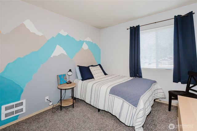 7000 E Dakota Street, Port Orchard, WA 98366