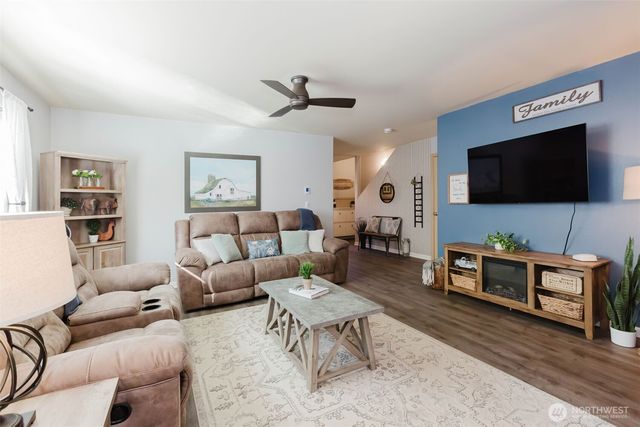 7000 E Dakota Street, Port Orchard, WA 98366