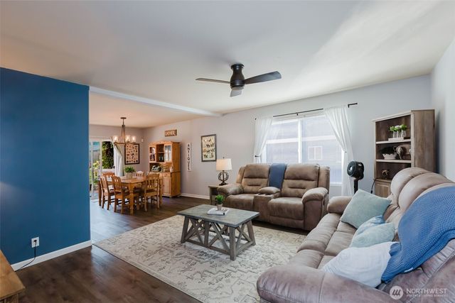 7000 E Dakota Street, Port Orchard, WA 98366