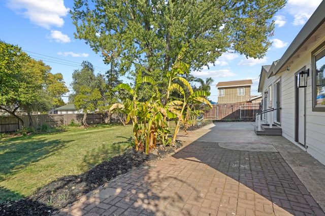 8937 Custer Ave, Orangevale, CA 95662