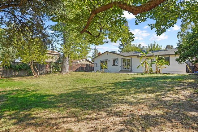 8937 Custer Ave, Orangevale, CA 95662