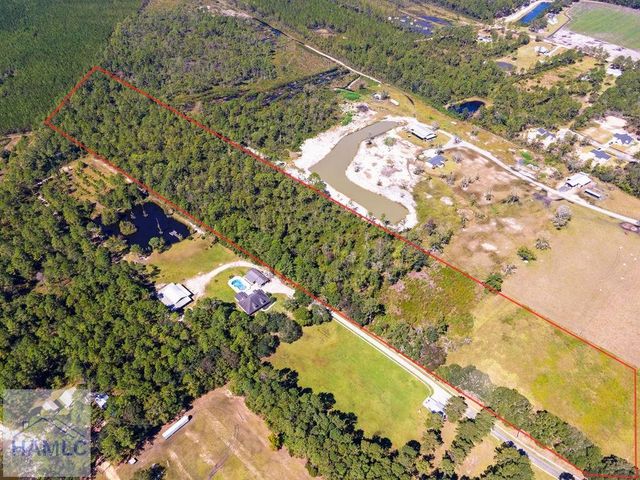 10235 Lanes Bridge Road, Jesup, GA 31545