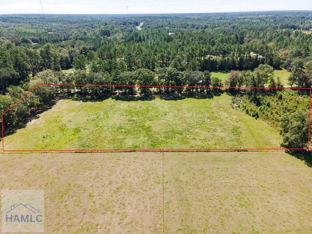 10235 Lanes Bridge Road, Jesup, GA 31545