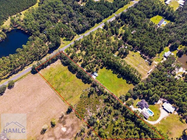 10235 Lanes Bridge Road, Jesup, GA 31545