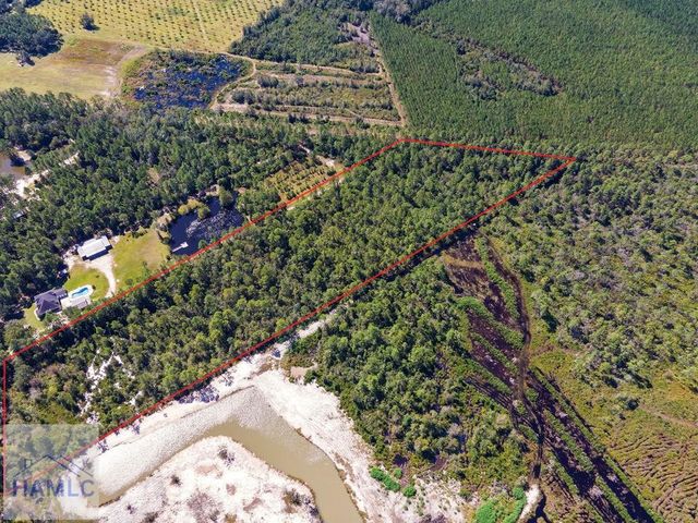 10235 Lanes Bridge Road, Jesup, GA 31545