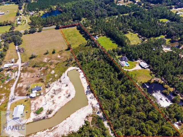 10235 Lanes Bridge Road, Jesup, GA 31545