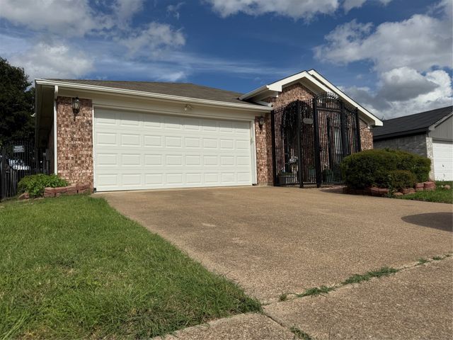 7309 Nohl Ranch Road, Fort Worth, TX 76133