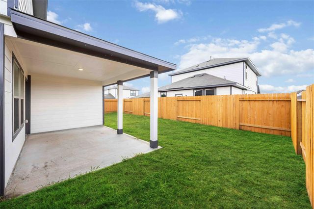 819 Clear Valley Lane, Dayton, TX 77535