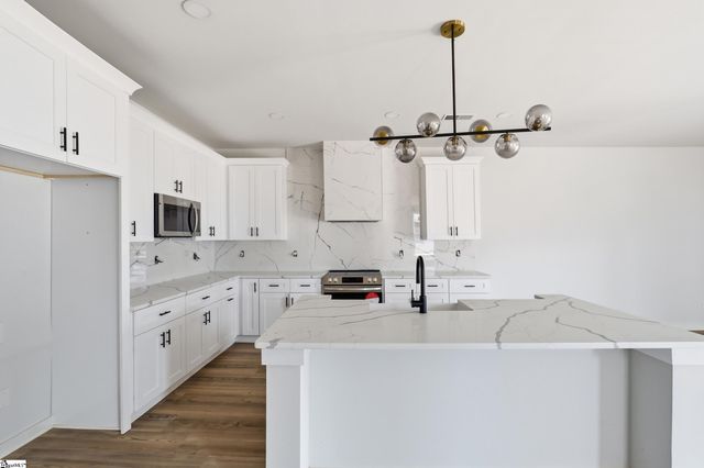 162 Buncombe Street, Woodruff, SC 29388