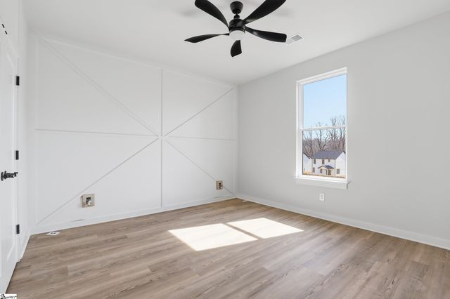 162 Buncombe Street, Woodruff, SC 29388