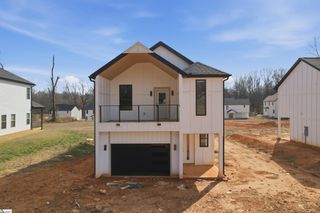 162 Buncombe Street, Woodruff, SC 29388