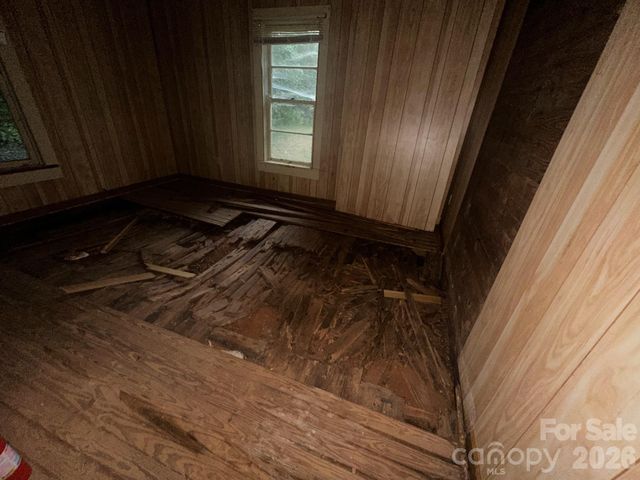 211 Luckadoo Road, Bostic, NC 28018