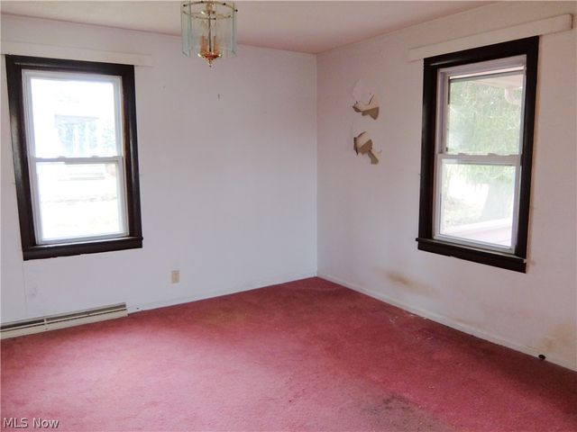 2243 N Glenwood Avenue, Niles, OH 44446