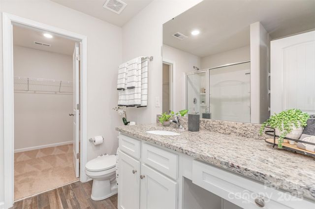 3101 Wynn Way, Charlotte, NC 28215