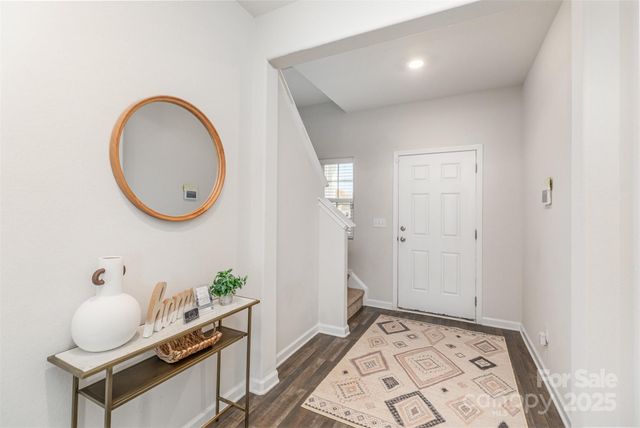 3101 Wynn Way, Charlotte, NC 28215