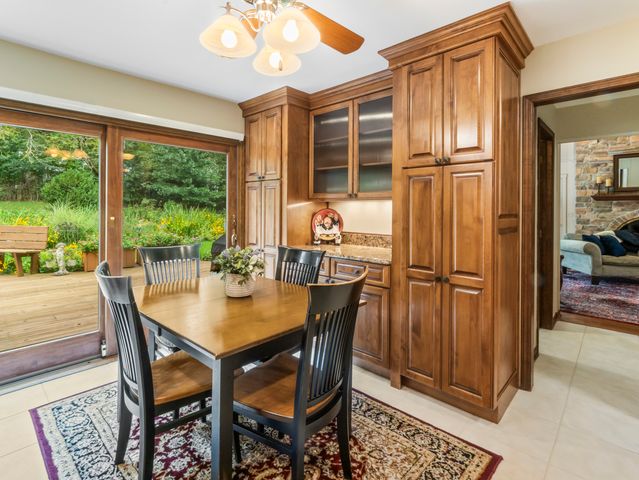 21714 N Andover Road, Kildeer, IL 60047
