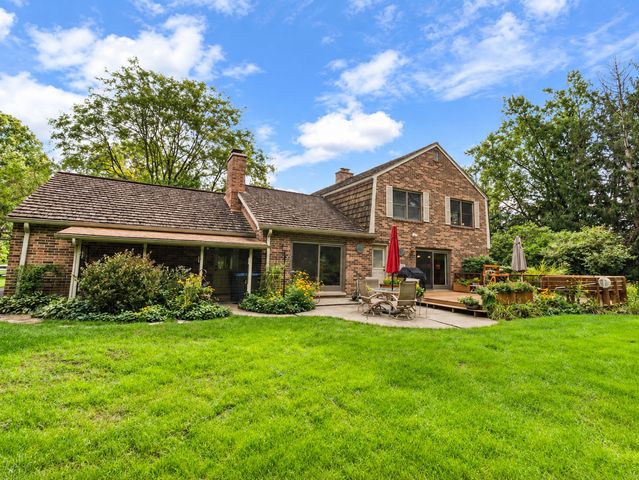 21714 N Andover Road, Kildeer, IL 60047