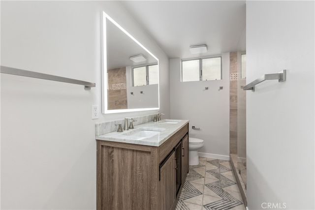 825 La Mirada, Laguna Beach, CA 92651