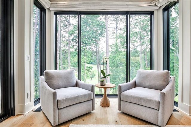 1572 Clifton Ridge, Atlanta, GA 30307