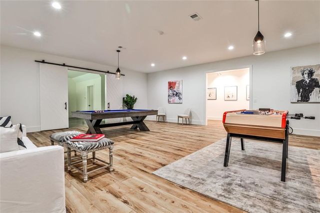 1572 Clifton Ridge, Atlanta, GA 30307