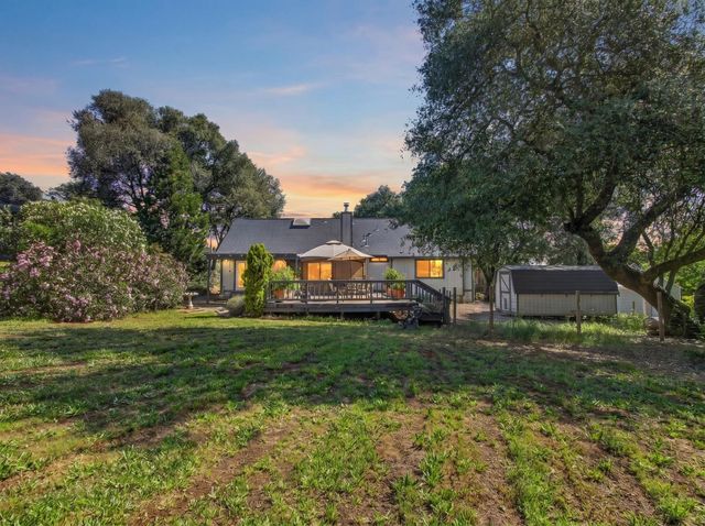 2796 Clipper Ct, Cool, CA 95614