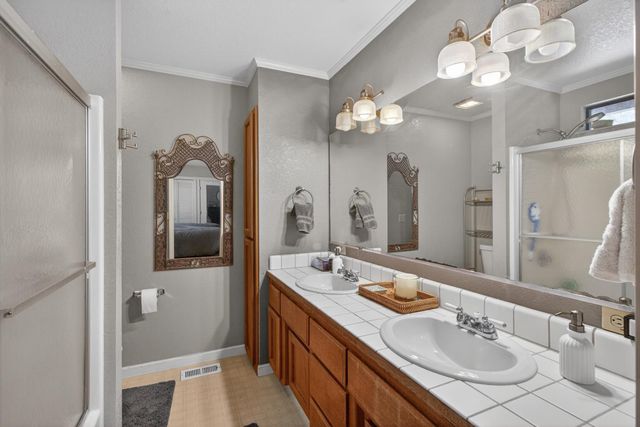2796 Clipper Ct, Cool, CA 95614